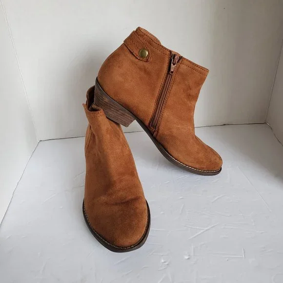 Zodiac Women's Madison Ankle Boot - Microfiber Bootie With Inside Zip, Stylish Casual Boots